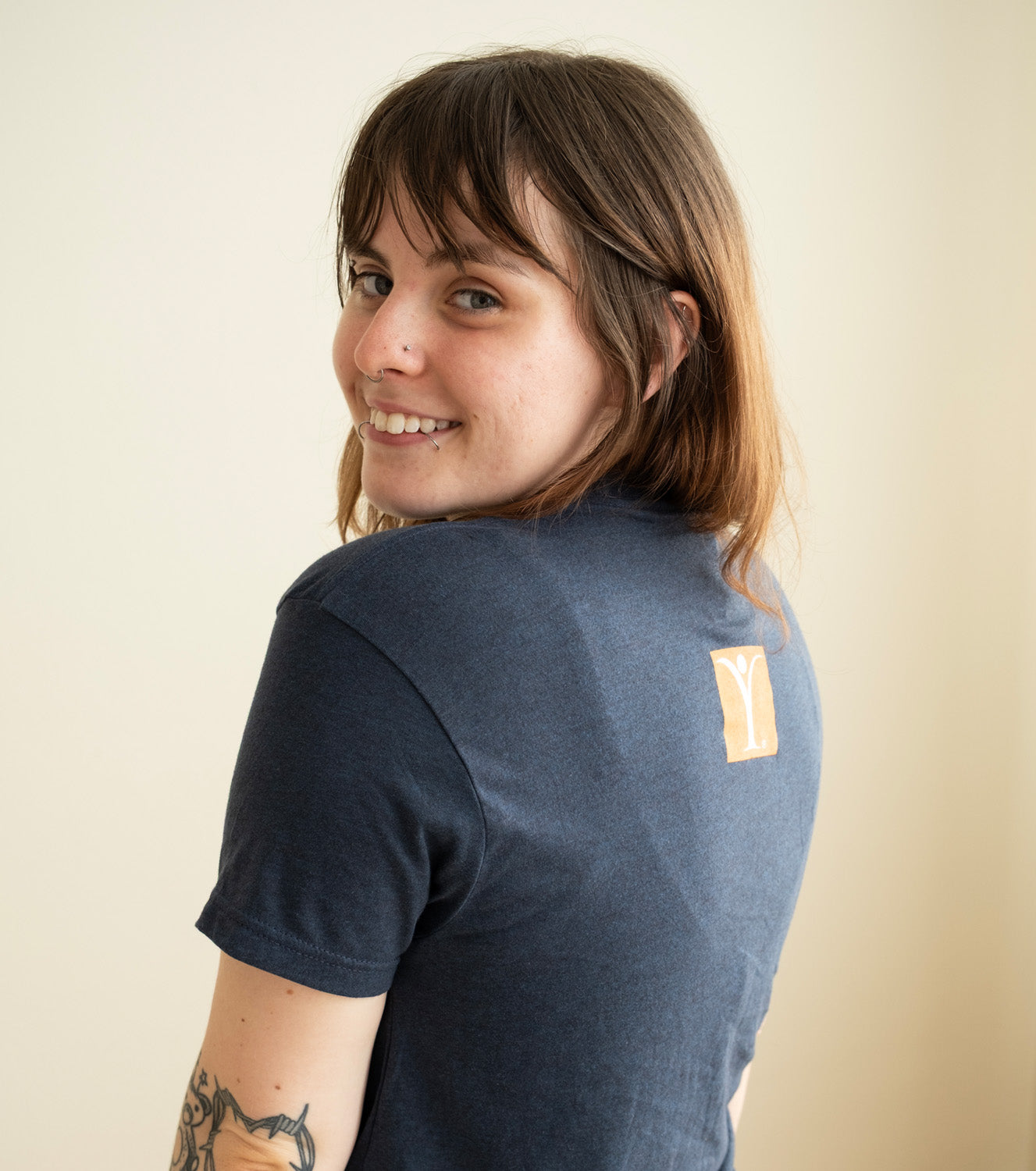 Himalayan Institute T-shirt - Navy