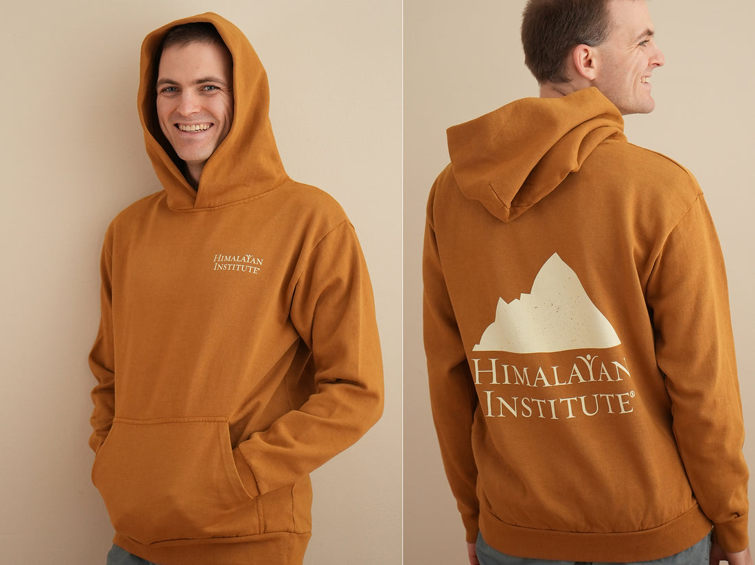 Mountain Graphic Pullover Hoodie - Peanut Butter